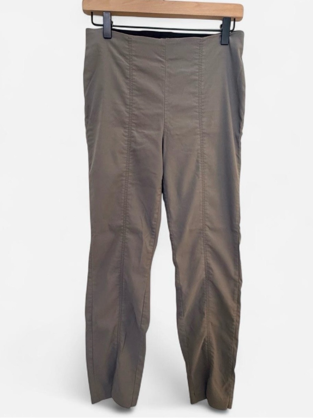 Women’s workwear trousers Vera Wang feminine preppy polished Balletcore small